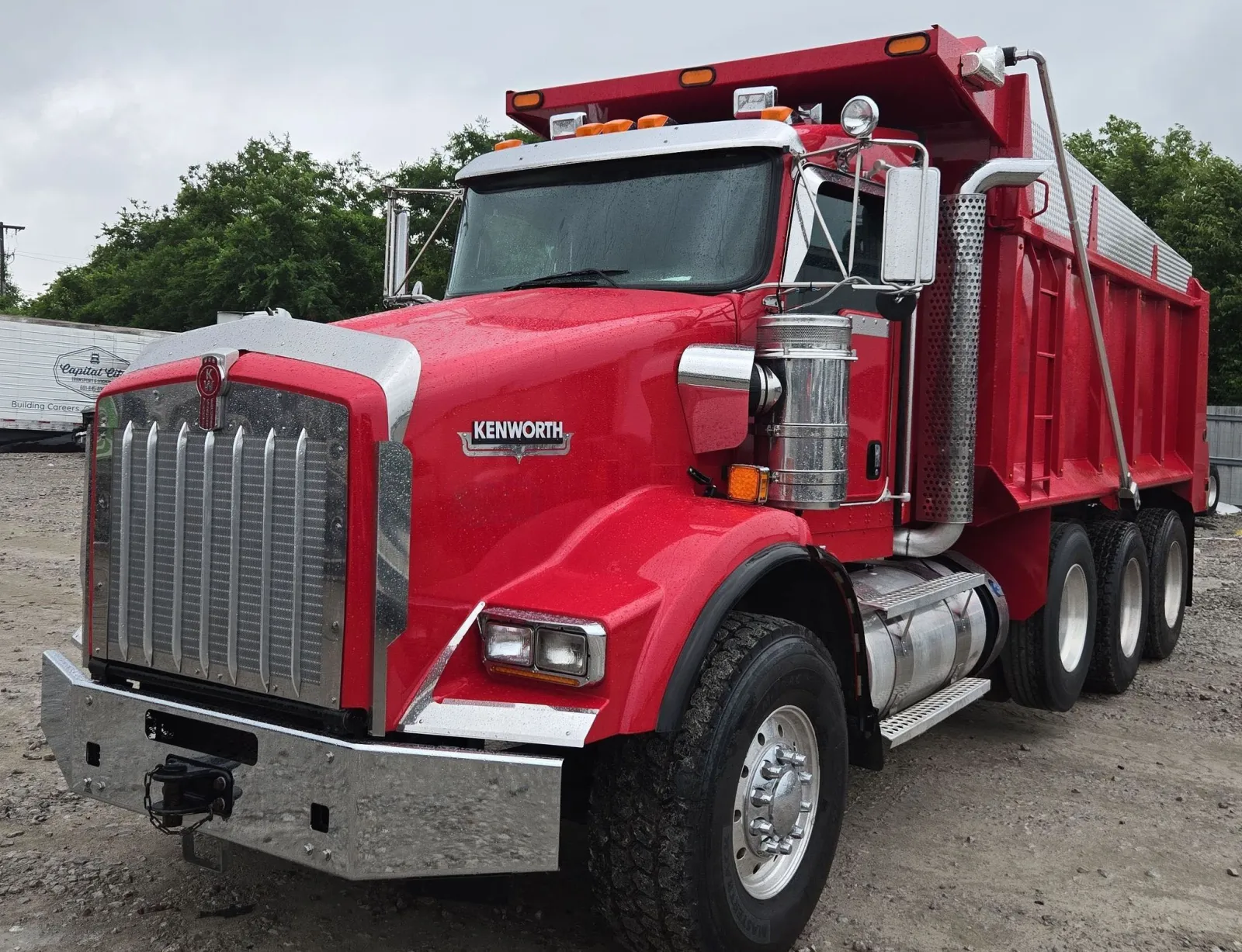 2019 Kenworth T800 Dump Truck